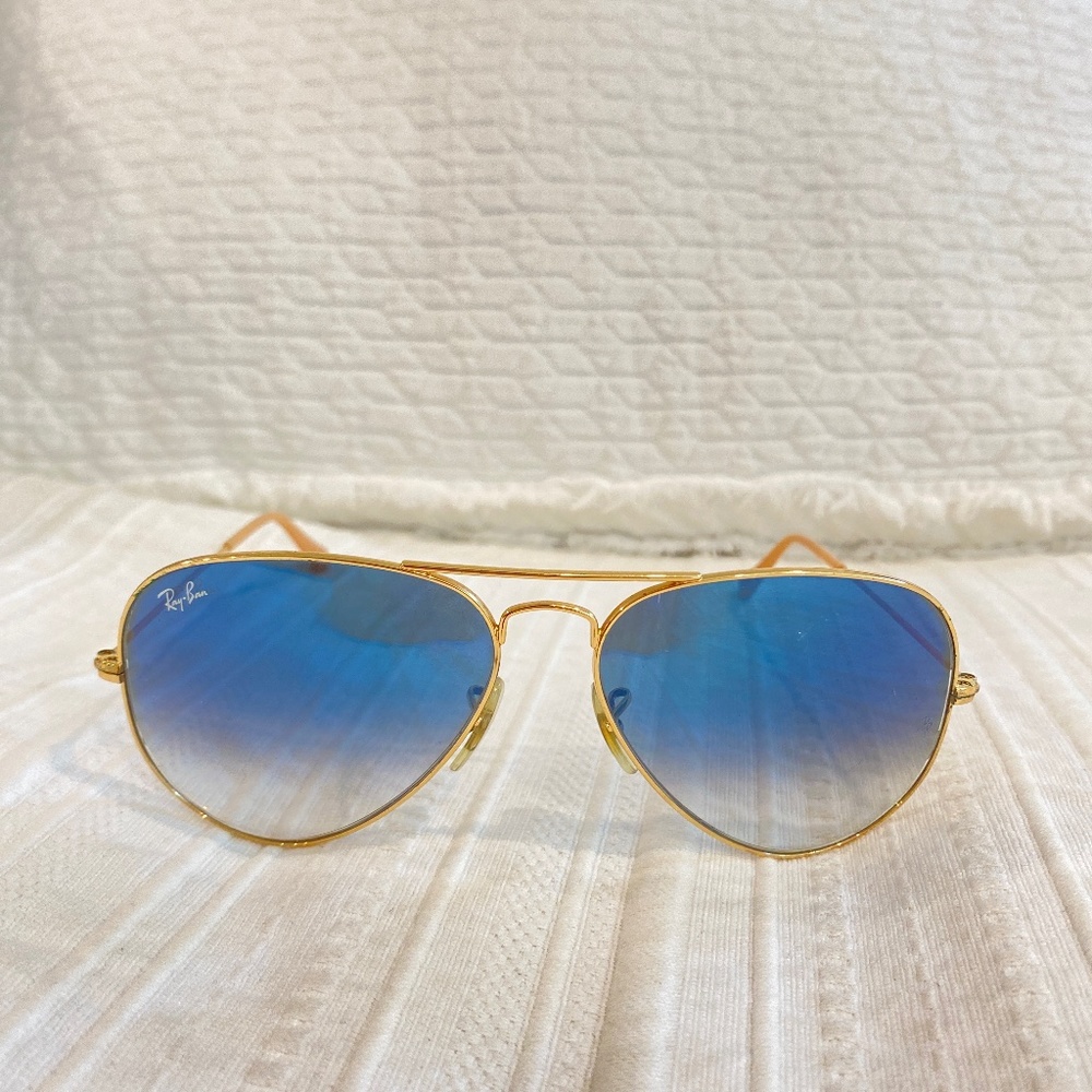 Ray Ban blue aviators